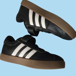 Adidas VL Court 3.0 Kids Sneakers - Black/White - Size 1 - LIKE NEW